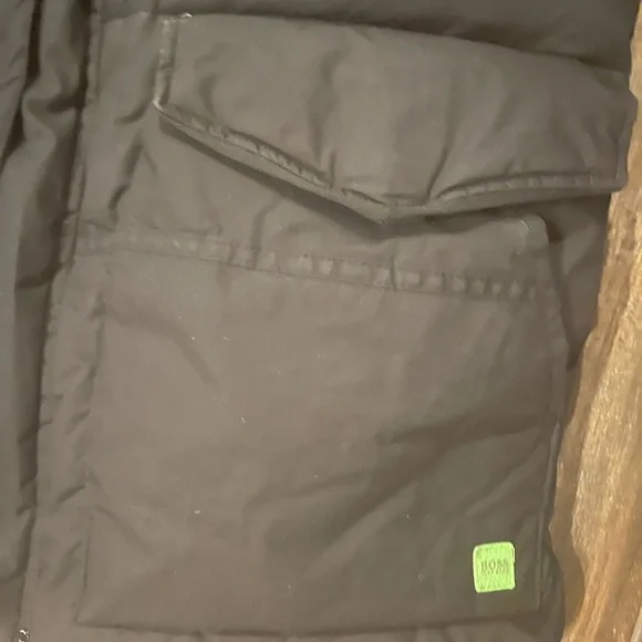 Hugo Boss winter jacket - Picture 3 of 7